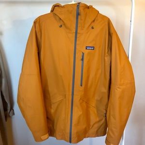 Patagonia Men’s Insulated Snowshot Jacket 🧥 Size M!